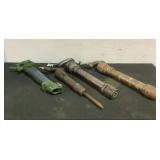 (4) Pneumatic Chipping Hammers