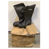 (6) Pairs of Comfitwear Size 11 Steel Toe PVC Boot