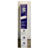 Metalux 4Ft. Flourecent Light