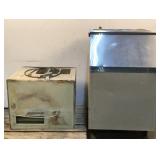 Scotsman CM550AE-1A Ice Maker with Storage