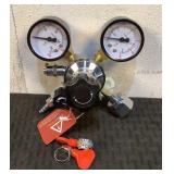 Ferroday Dual Gauge Regulator