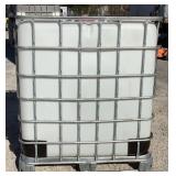 Schutz 300Gal Chemical Tote