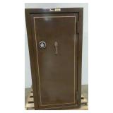 Browning Pro Steel Gold Series 23"Dx29.5"Wx60"H