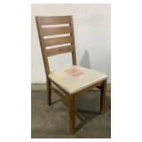(4) Cresent Dining Room Chairs Waverly