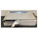(12) Vollrath Bun Pans