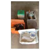 (Qty 6) Assorted Christmas Decorations-