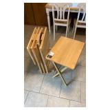 (Qty 4) Col lapsable Dinner Trays-