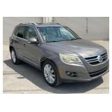 2010 Volkswagen Tiguan FWD