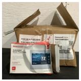 (12) Honeywell Home Smart Thermostats TH9320WF5003