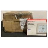 (12) Honeywell Home Smart Thermostats TH6320ZW2007