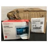 (12) Honeywell Home Thermostats TH9320WF5003