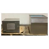 Ice Maker With Storage