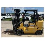 Caterpillar 5500Lb LP Forklift GC40K