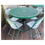 Outdoor Round Table & Chairs