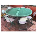 Outdoor Round Table & Chairs
