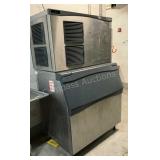 Scotsman Ice Maker w/ Storage B948S