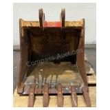 Nortrax 28" Bucket
