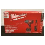 Milwaukee 1/2" Torque Wrench & 3/8" Ratchet Kit 26
