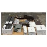 Assorted Bathroom Fixtures