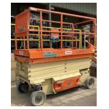 2017 JLG 24V Electric Scissor Lift 3246 ES