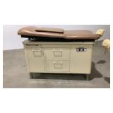 Hamilton Exam Table