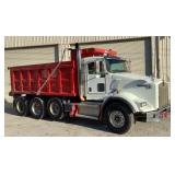2009 Kenworth T8 Series Dump Truck