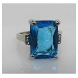 4.02 ct Blue Topaz Ring