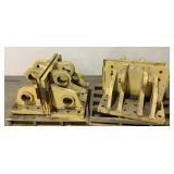 (4) Heavy Duty Mounts