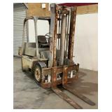 Caterpillar Forklift V80D