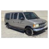 2001 Ford E-150 Passenger Van 2WD