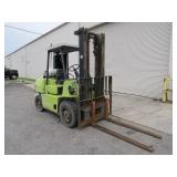 Hyster 8750 lb Fork Lift-