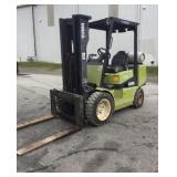5,500 lb Clark Forklift-