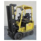 Hyster 5500 lb Electric Fork Lift *No Forks*-