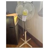 16" Oscillating Fan