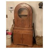 Arch Top China Cabinet