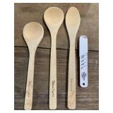 LOT: Pampered Chef Spoons