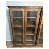 Oak Double Door 4 Shelf Book / Display Case