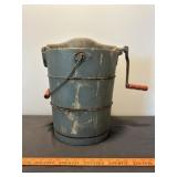Antique White Mountain 4qt Wood Ice Cream Freezer