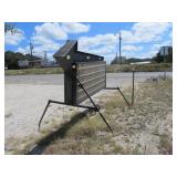 Portable Roadside Message Sign w/ Lighted Arrow