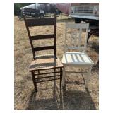 2pc Vintage Wood Side Chairs / Dining Chairs