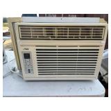 Arctic King 110V 12000BTU Window Air Conditioner
