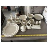 Pfaltzgraff Heirloom Stoneware Dinner Ware