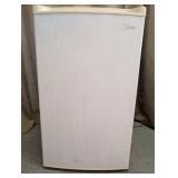 Midea Compact Bar / Dorm Refrigerator