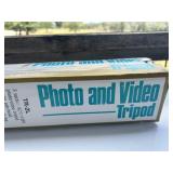 Sakar TR-2L Camera Tripod - NIB