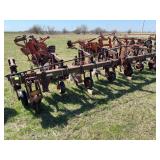 6-Row Cultivator on 3pt