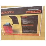 2026, AGT, Tire balancer, Model: ATK-WB24A, Hub width: 1.5 "-16" Hub diameter: 10 "-24" Maximum wheel diameter: 39" Maximum wheel weight: 154 lbsMotor parameters: 110 V / 60 HZ 1ph 0.34 HP, Serial #: 