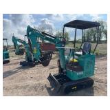 2026 CFG H15R Mini Excavator 420cc Gas Engine, 8.6KW, 15IN Bucket, 4FT Long Tracks, 6IN Wide Tracks, 38.5IN Wide Base, Hydraulic Boom & Bucket Controls ,with pilot system H15R20251222W0240