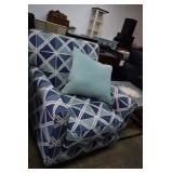 Chair w/ Pillow
