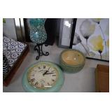 Clock / Vase / Bowl