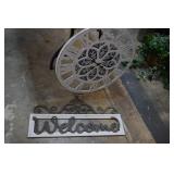 Clock & Welcome Wall Deco.